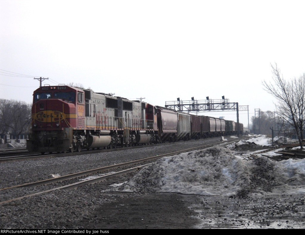 BNSF 8202 East